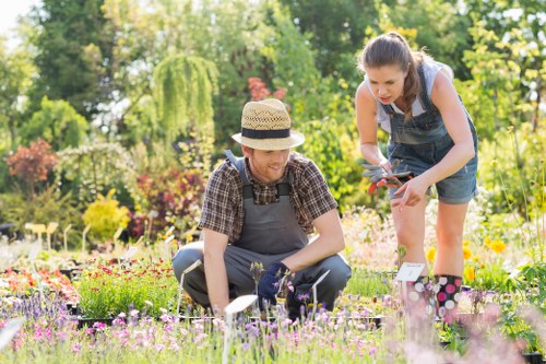 Secure Gardeners Riddlesdown payment options with trusted card and online methods